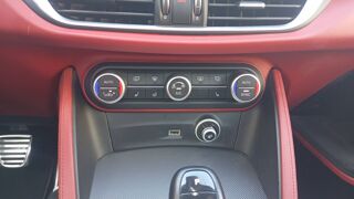 Stelvio MY19 2.2 210ch Q4 BVA8 Turismo - Automatique Toit ouvrant 2019 occasion 50250 La Haye