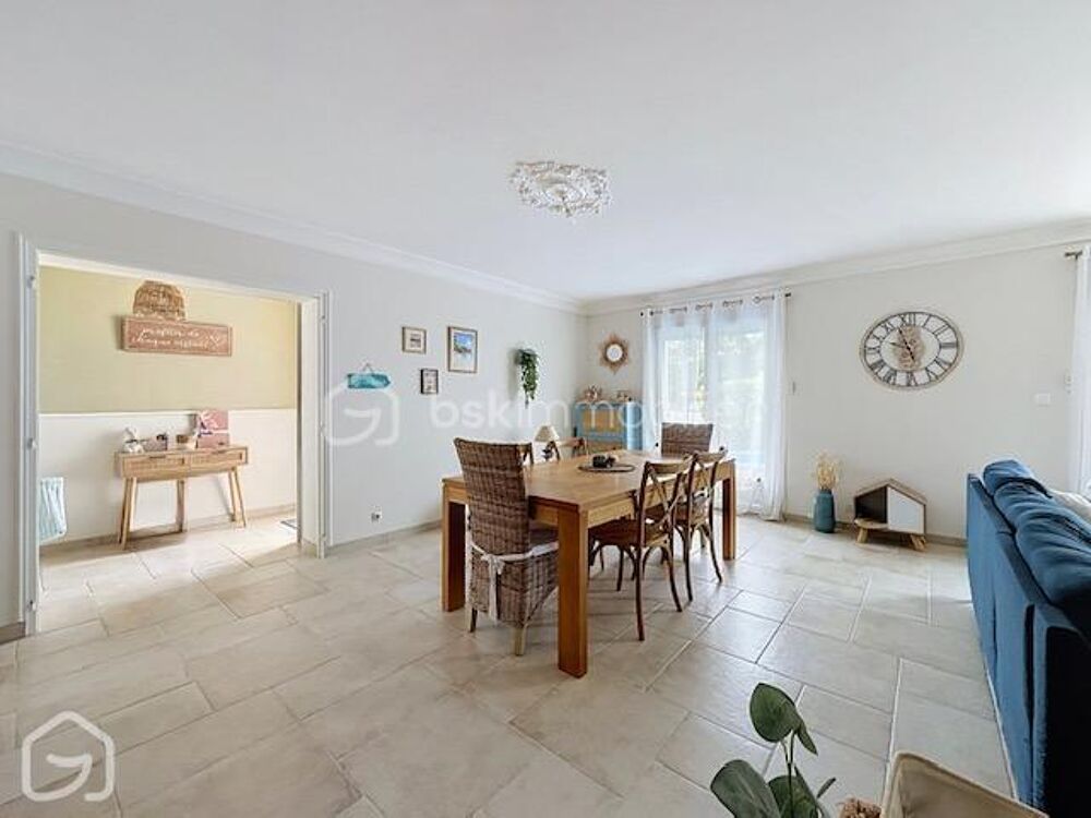 EXCLUSIVITÉ  LE PERRIER  MAISON DE PLAIN-PIED 123,5 M²  3 CHAMBRES  GARAGE  JARDIN