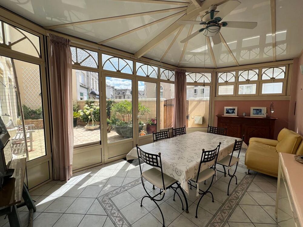 Vente Maison Maison - Montval Sur Loir - 8 pièce(s) - 208 m² Montval sur loir