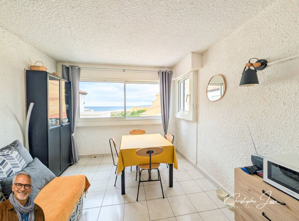 Appartement avec loggia vue mer et parking privé