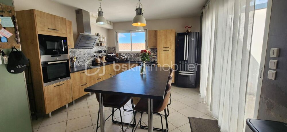 MAISON INDIVIDUELLE DE PLAIN-PIED,136 M2, 5 PIECES, SUITE PARENTALE, GARAGE ET TERRAIN DE 588 M2