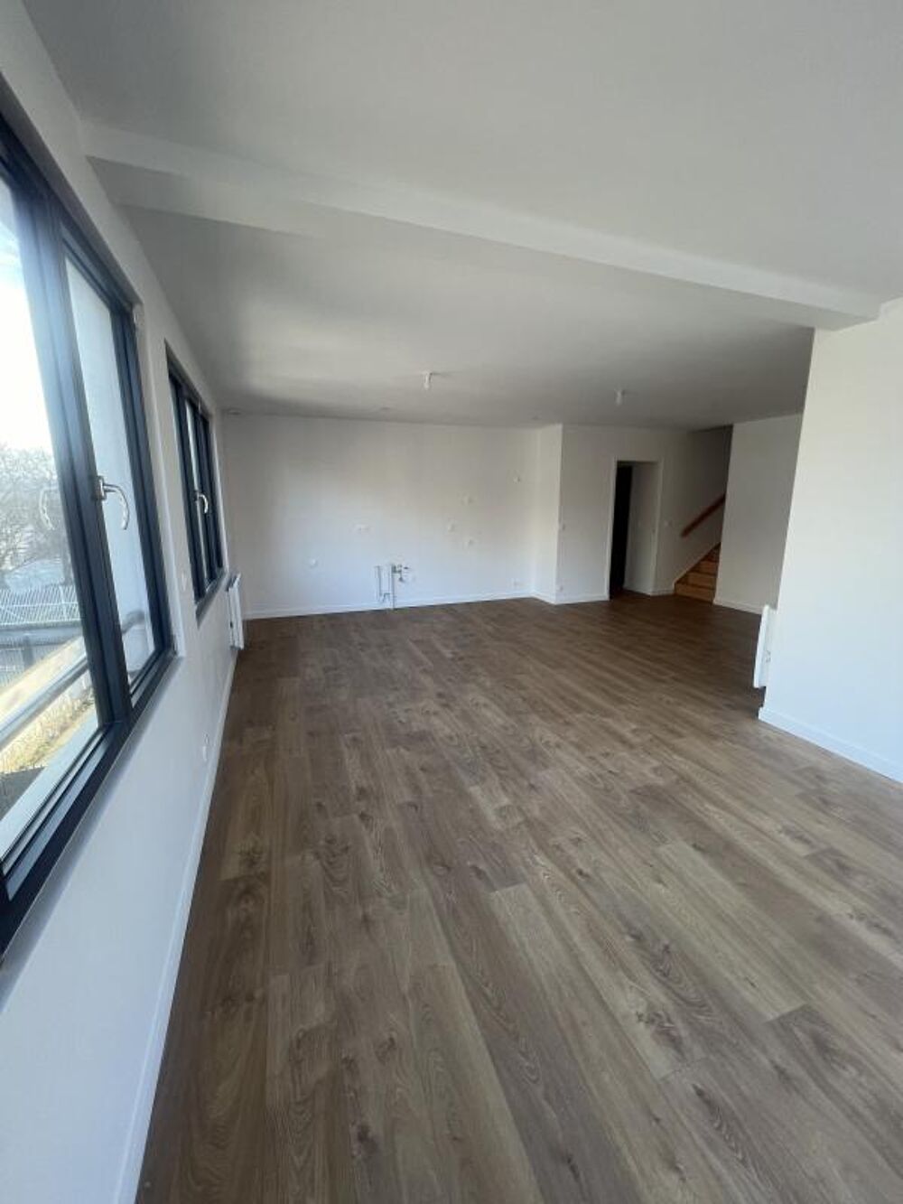 **RARE - LIVRAISON RAPIDE - Appartement 5 PIECES - DERNIER ETAGE  DEUX TERRASSES + PARKING