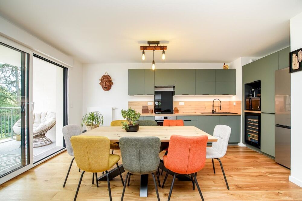 TOURS - QUARTIER COTY - T4 TRAVERSANT DE 106m2 - VUE PARC - 2 PARKINGS