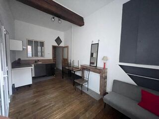  Appartement à louer 2 pièces 31 m²
