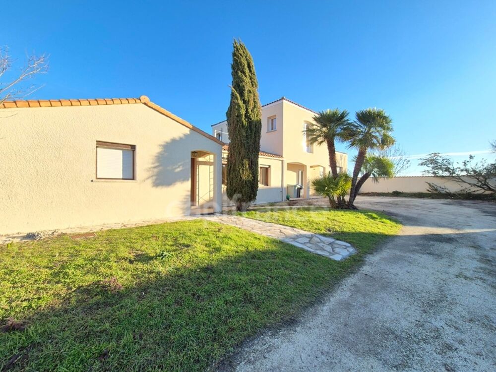 Vente Maison Maison à vendre 7 pièces SAINT GEORGES DE DIDONNE (17) - Grand Garage - Terrain de 945m² Saint georges de didonne