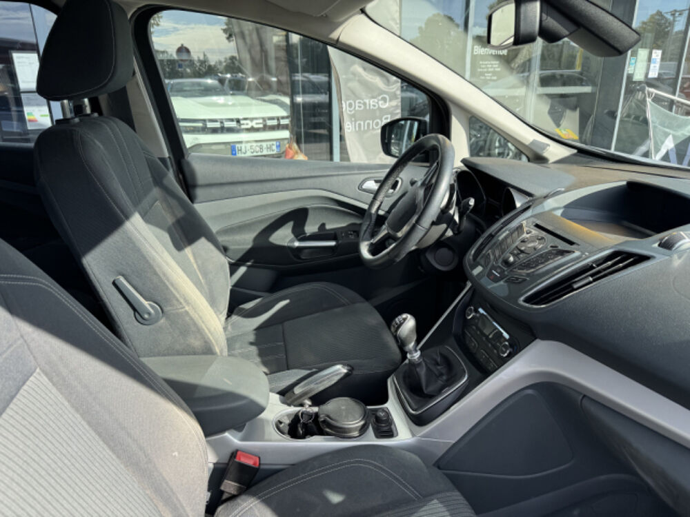 Grand C-MAX 1.6 TDCI 115 FAP Titanium 2011 occasion 42210 Bellegarde-en-Forez