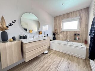  Maison � vendre 6 pi�ces 211 m�