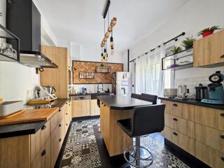  Maison � vendre 7 pi�ces 185 m�