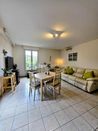  Duplex/triplex à vendre 4 pièces 74 m²