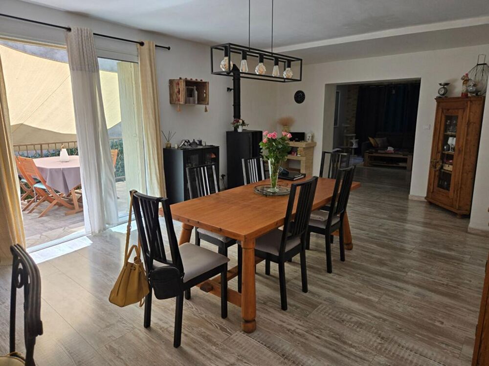 Vente Maison Quissac, Maison  7 pièce(s) 154 m2 sur 292 M2 de terrain Quissac