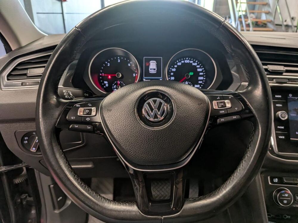 Tiguan BUSINESS 2.0 TDI 150 DSG7 Confortline Entretien complet Volk 2019 occasion 78200 Mantes La Jolie