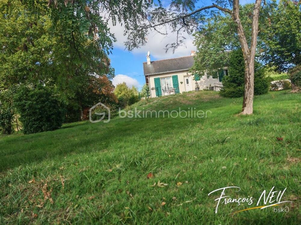 Vente Maison Maison familiale sur sous-sol avec terrain paysagé de 5 651 m² – Loireauxence Loireauxence