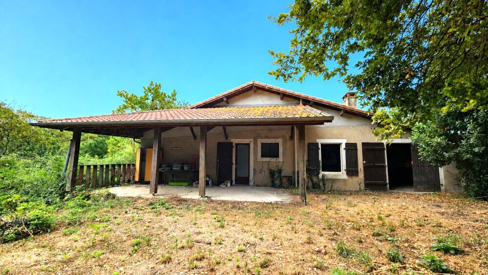 Vente Maison Ancien corps de ferme - 3 hectares de terrain - Dépendances Mugron