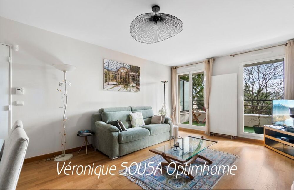 Appartement 3 pièces avec terrasse au coeur de la verdure à SAINT GERMAIN EN LAYE