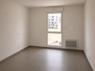  Appartement à louer 3 pièces 63 m²