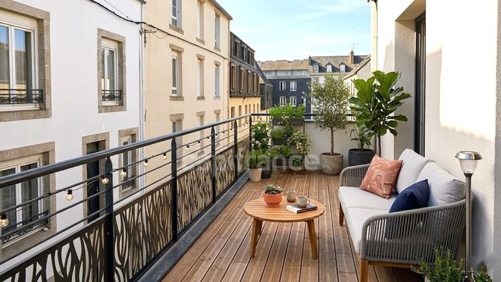 Quimper (29) - Maison centre ville de 75,21 m² habitable - 124 m² utiles - Terrasse - Double garage