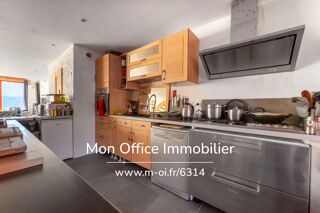  Appartement à vendre 7 pièces 164 m²