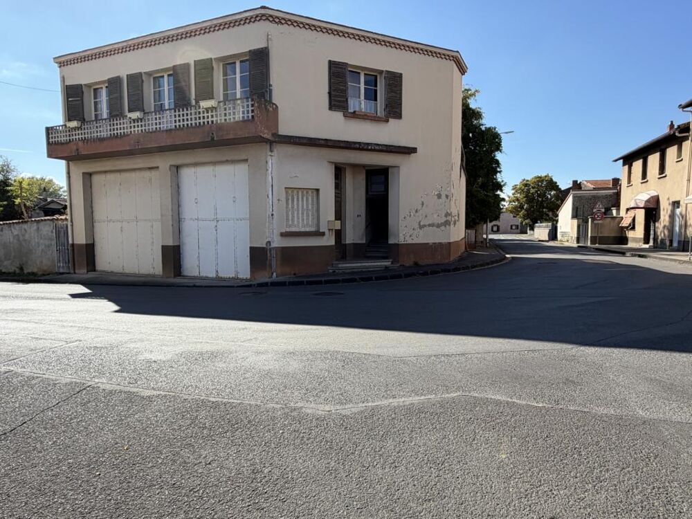 Vente Maison ENTRAIGUES( 63) ANCIEN DEPOT AVEC HABITATION Entraigues