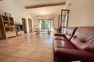  Villa à vendre 6 pièces 153 m²