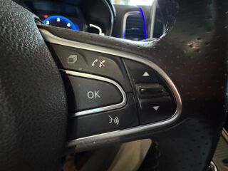 Espace V dCi 160 Energy Twin Turbo Initiale Paris EDC 2016 occasion 56120 Les Forges De Lanouee