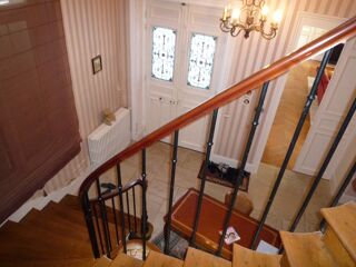  Propri�t�/ch�teau � vendre 15 + pi�ces 750 m�