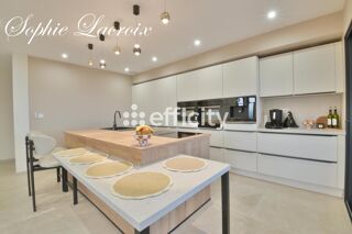  Villa � vendre 6 pi�ces 147 m�