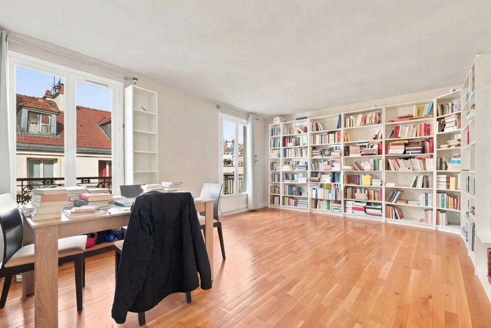 Vente Appartement RARE - Appartement de 3 pièces de 75 m² au cœur du 11 eme (Voltaire) en étage élevé avec ascenseur Paris 11