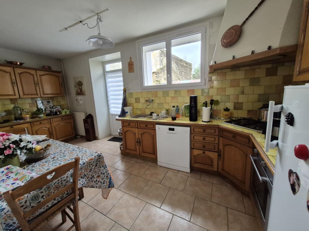 Vente Maison Maison viager à vendre occupé 6 pièces SAINT PIERRE LA NOUE (17) Saint pierre la noue