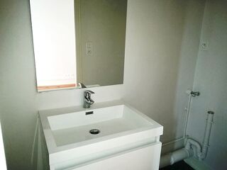  Appartement à louer 3 pièces 92 m²