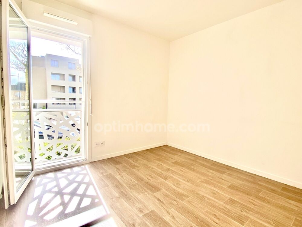 Vente Appartement Appartement T3 ultra lumineux avec balcon - Garage fermé - Place de stationnement privative Colombelles