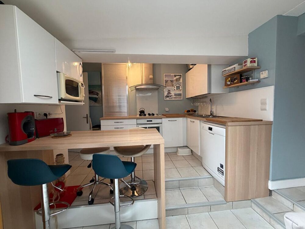 Maison Ozillac -159M2 - 4 CHAMBRES - GRAND JARDIN - PRIX 246750 HAI