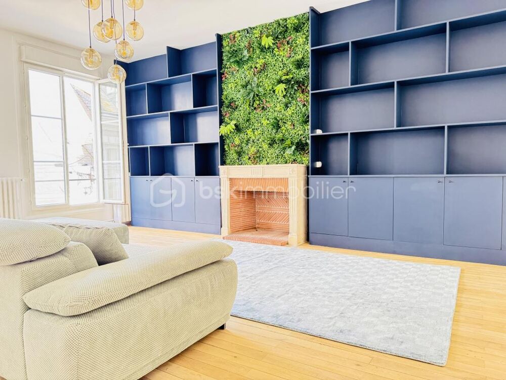 BLOIS  COEUR HISTORIQUE  APPARTEMENT DE 149 M²  3 CHAMBRES