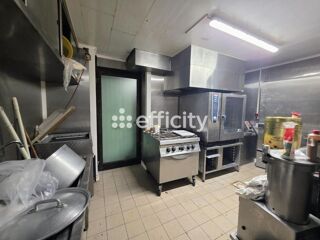  Immeuble � vendre 10 pi�ces 210 m�