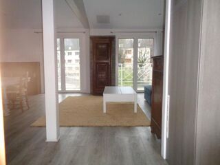  Appartement à louer 4 pièces 86 m²
