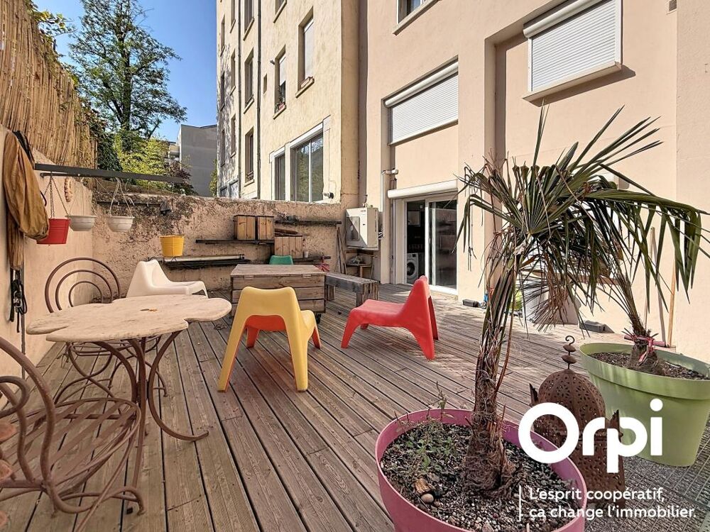 Loft familial de 149 m² avec jouissance d'une terrasse  Proche Gratte-Ciel
