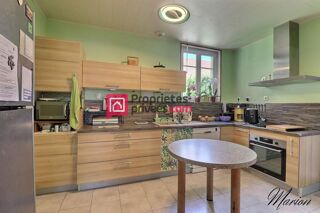  Maison  vendre 7 pices 145 m