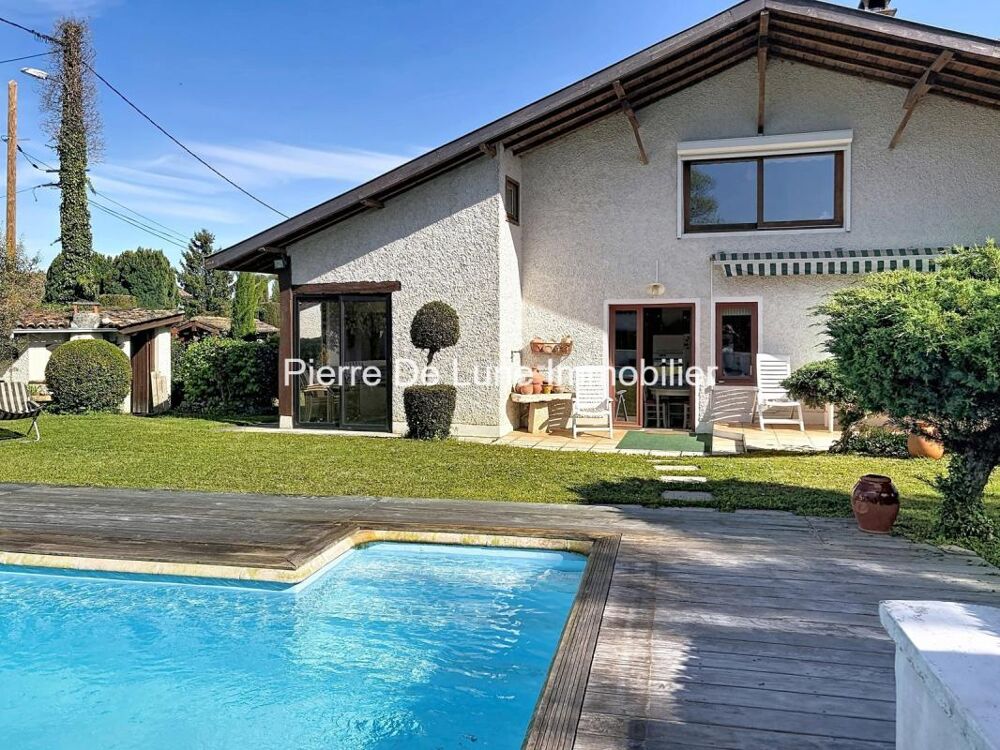 Maison de caractère avec piscine proche de Pérouges
