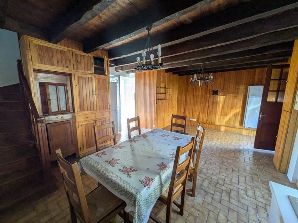 SEGLIEN MAISON EN PIERRE SOUS ARDOISES 65m² ENVIRON 4 PIECES PARCELLE DE 145M² ENVIRON