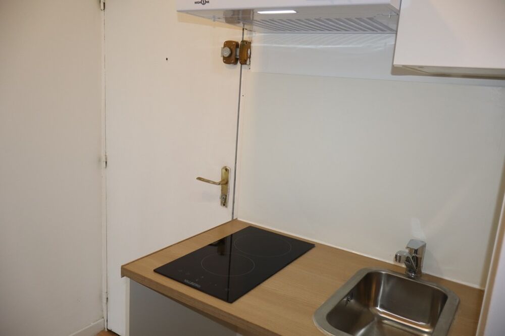 Montpellier Croix d'Argent F2 avec terrasse et parking privatif