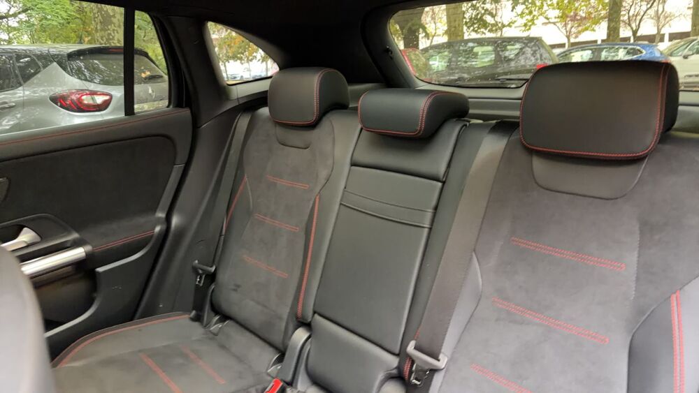 Classe GLA 250 224 4Matic 8G- DCT AMG Line - Automatique Toit ouvrant 2021 occasion 69300 Caluire Et Cuire