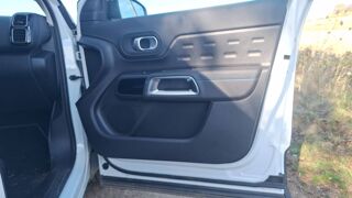 C5 aircross 1.6 PureTech 225 Plug in Hybrid e-EAT8 Shine - Automatique 2022 occasion 54670 Custines