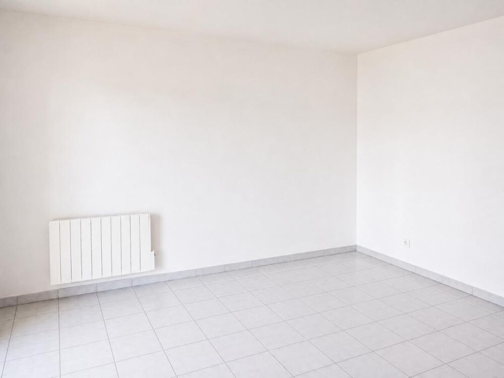 Location Appartement T3 avec terrasse et garage à Orange Orange