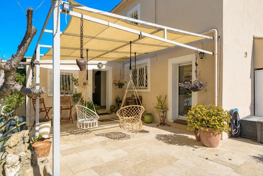 Vente Villa Maison familiale 252m²-6 chambres+ studio 32m² La valette du var