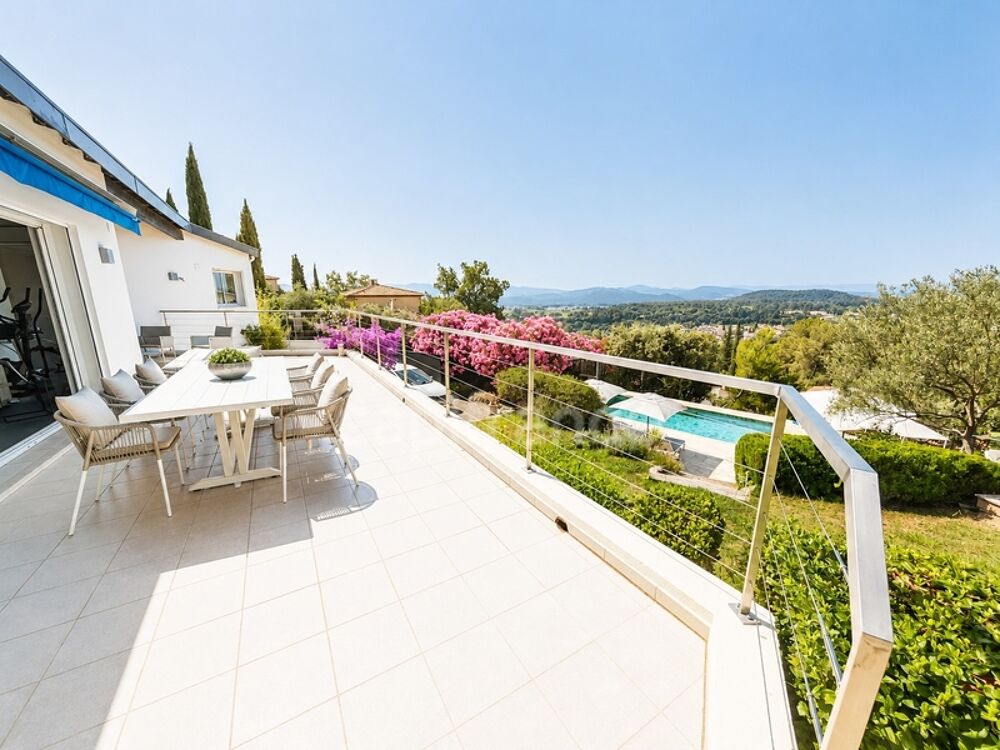 Maison à vendre 6 pièces LA MOTTE (83), 4 chambres, piscine, jardin paysagé de 1980 m²
