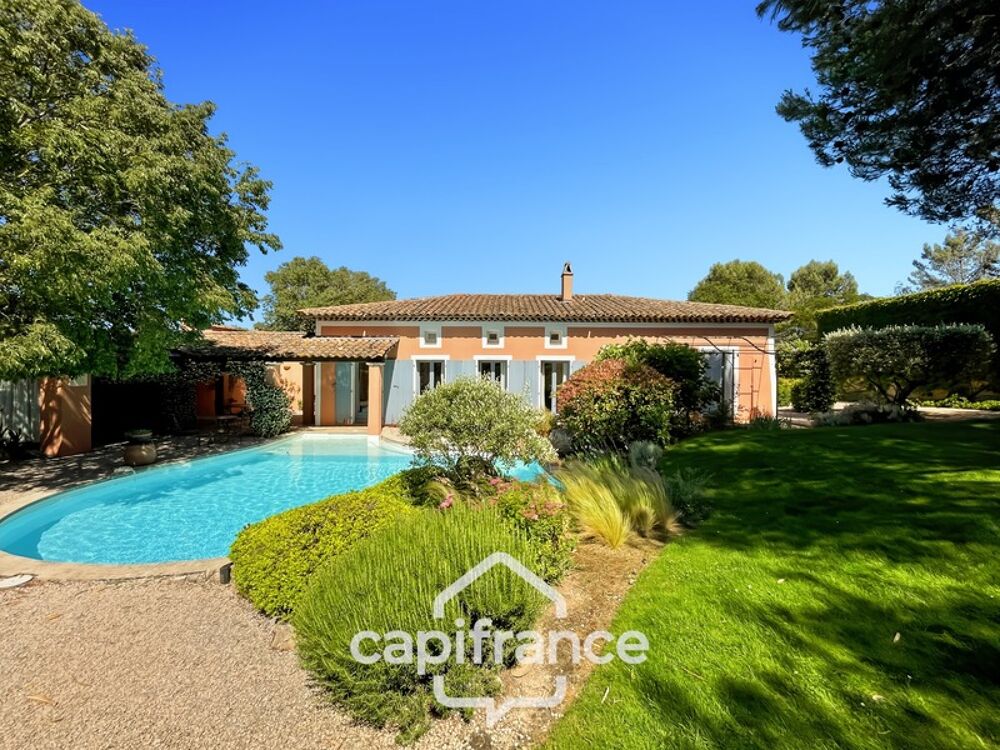 GOLF DE PONT ROYAL, Villa de plain pied de 127 m² climatisée sur un terrain de 995 m², bordure de fairway, piscine