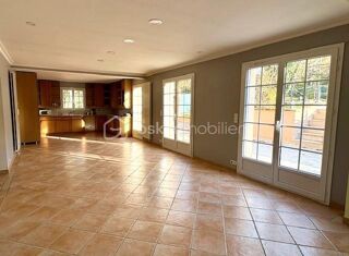  Maison � vendre 8 pi�ces 175 m�