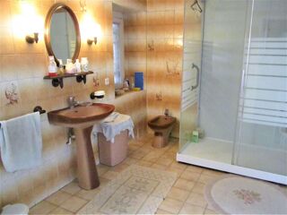  Immeuble � vendre 4 pi�ces 430 m�