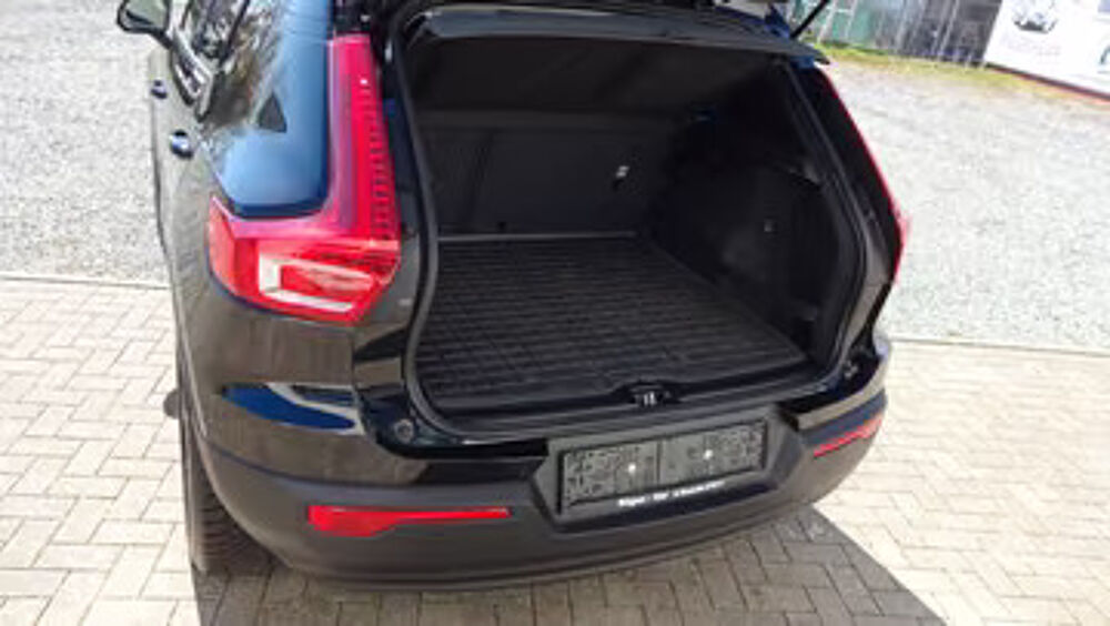 XC40 T3 Momentum Core 2020 occasion 33000 Bordeaux