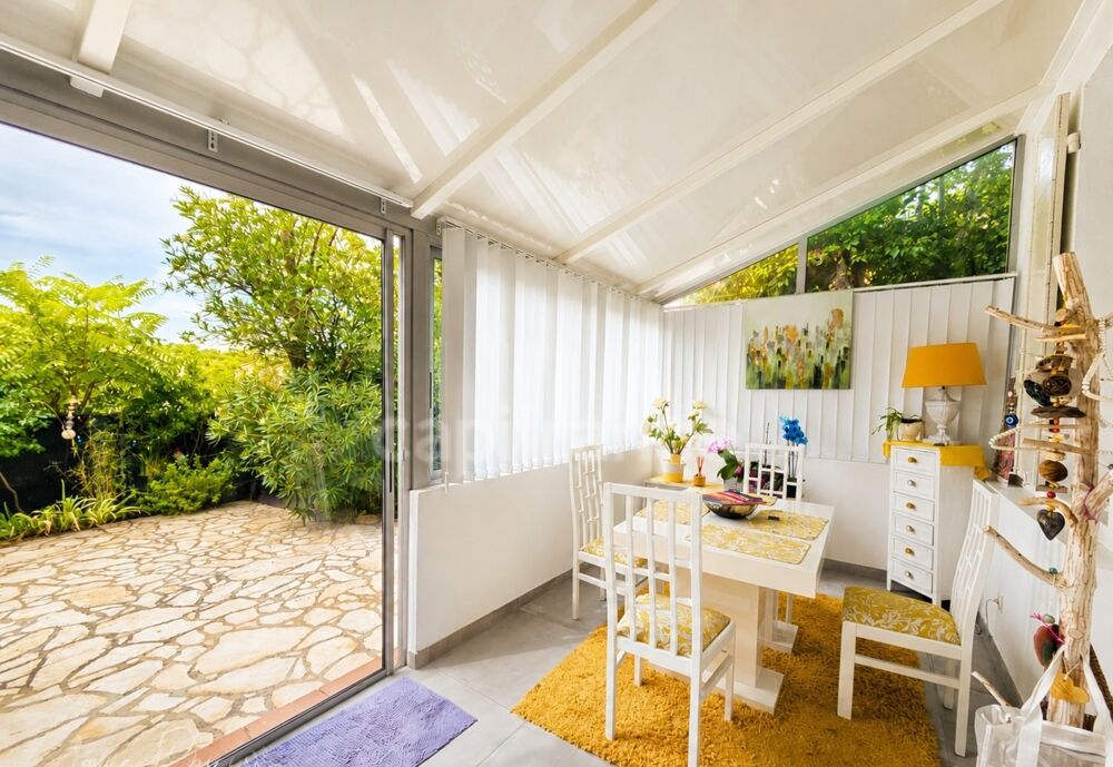 Vente Appartement Appartement à vendre 2/3 pièces, jardin de 170 m2, parkings LE CASTELLET (83) Le castellet