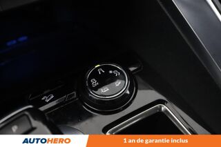 3008 KW &agrave; modif 2.0 Blue-HDi GT EAT6 180 ch 2018 occasion 92130 Issy-les-Moulineaux